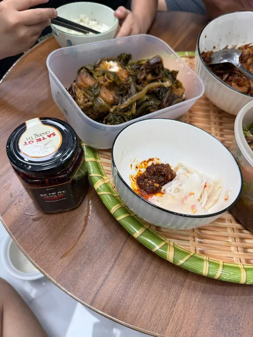 Review by Ds Thuý Phan