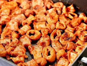 Cách làm Lòng Nướng Sa Tế – Giòn Thơm, Đậm Vị Với Sa Tế Ớt Chìa Vôi Quảng Trị